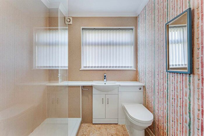 2 Bedroom Apartment For Sale In Wrayton Lodge, Whitehall Road, Sale, M33