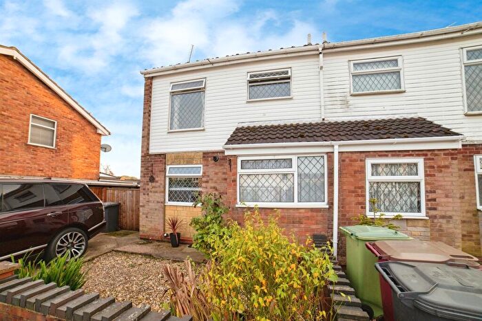 3 Bedroom Semi-Detached House For Sale In Bacchus Way, Morton, Alfreton, DE55