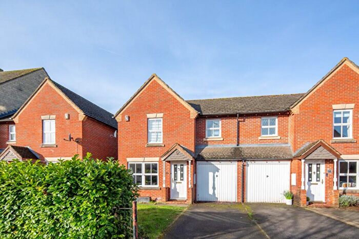 3 Bedroom Semi Detached House For Sale In Larkspur Square, Bicester, Oxfordshire, OX26