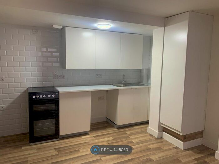 1 Bedroom Flat To Rent In Eelholme View Street, Keighley, BD20