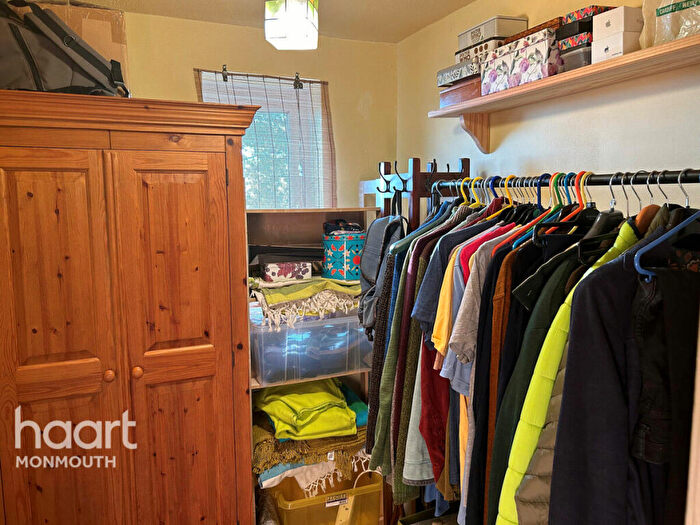 3 Bedroom End Of Terrace House For Sale In Maple Avenue, Chepstow, NP16