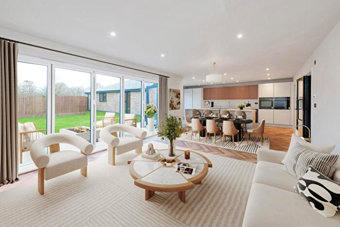 5 Bedroom Detached House For Sale In Maulden Meadows, Clophill Road, Maulden, Bedford, MK45