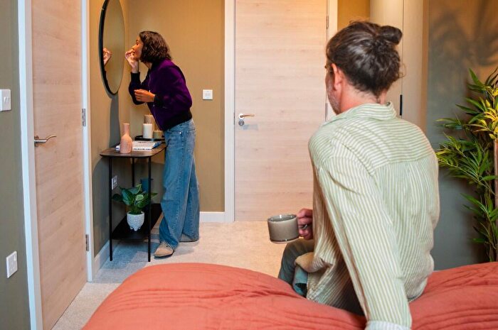 2 Bedroom Apartment To Rent In Boulevard Place, Hove, East Sussex, BN3