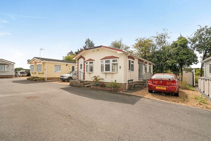 2 Bedroom Park Home For Sale In Ebor Park, Appleton Roebuck, York, North Yorkshire, YO23