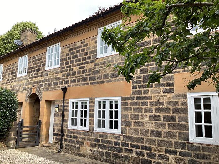 2 Bedroom Semi-Detached House To Rent In Kings Road, Ilkley, LS29