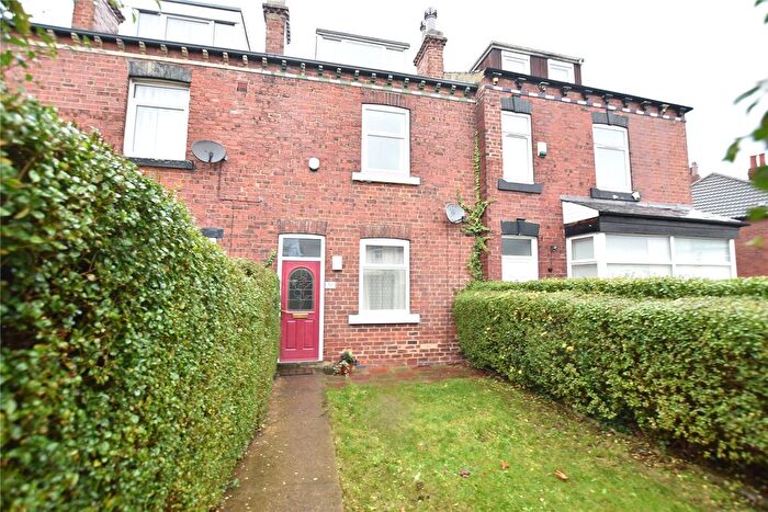 2 Bedroom Terraced House For Sale In Cross Green Lane, Halton, Leeds, West Yorkshire, LS15
