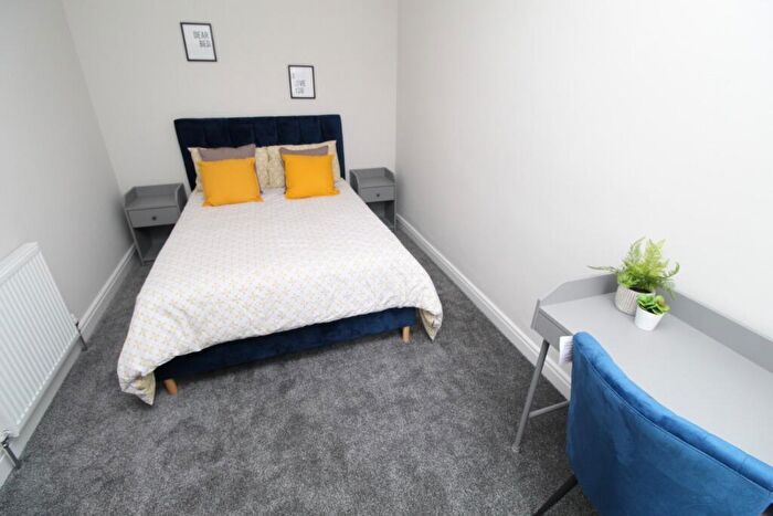 1 Bedroom Flat To Rent In Henry Road, West Bridgford, NG2