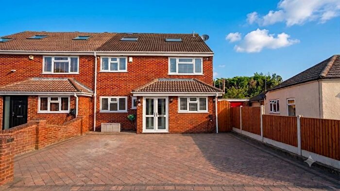 5 Bedroom Semi-detached House For Sale In Hempstead Road, Hempstead, Gillingham, ME7