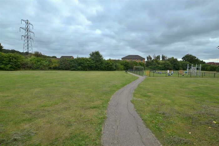 1 Bedroom Flat For Sale In Cromdale Walk, Great Ashby, Stevenage, SG1