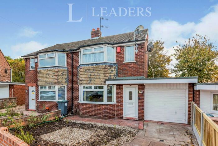 2 Bedroom Semi-Detached House To Rent In Clandon Avenue, Tunstall, ST6