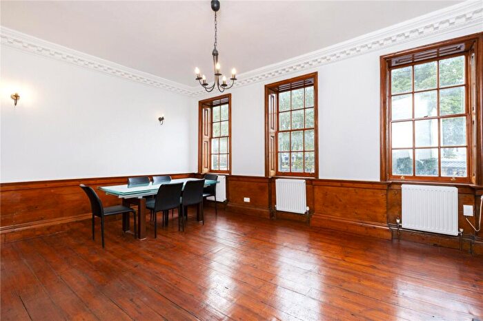 4 Bedroom Apartment To Rent In Islington Green, Canonbury, London, N1