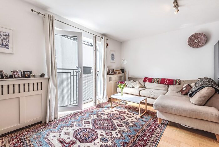 1 Bedroom Property To Rent In Newton's Yard, Wandsworth, London, SW18