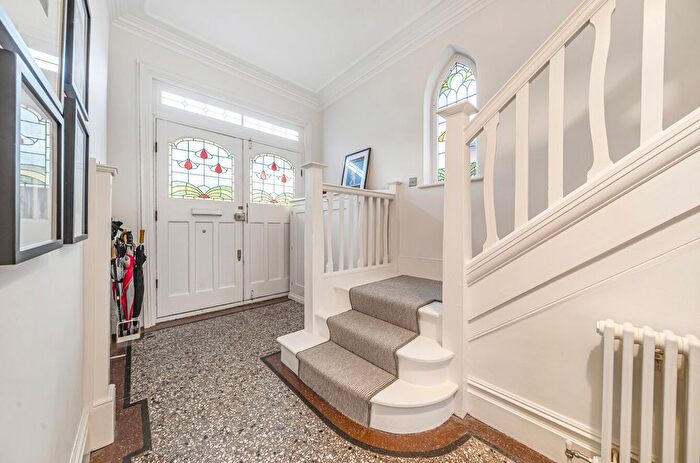 5 Bedroom Detached House For Sale In Southwood Lawn Road, Highgate, N6