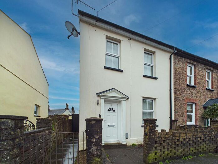 2 Bedroom End Of Terrace House To Rent In Victoria Street, Abergavenny, NP7