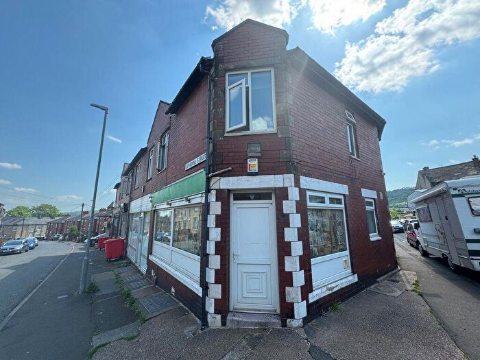 1 Bedroom Terraced House For Sale In Catherine Street, Elland, HX5