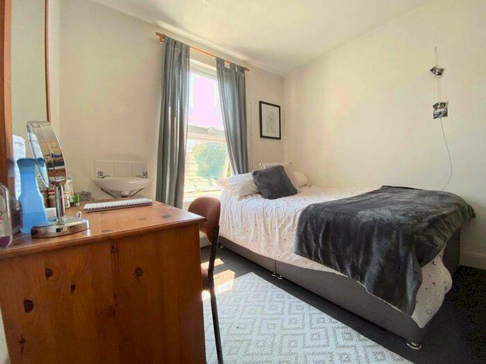 5 Bedroom Terraced House To Rent In Newmarket Road, Brighton, BN2