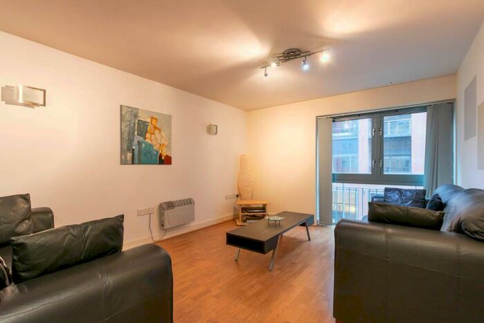 1 Bedroom Apartment To Rent In Islington Gates, Fleet Street, B3