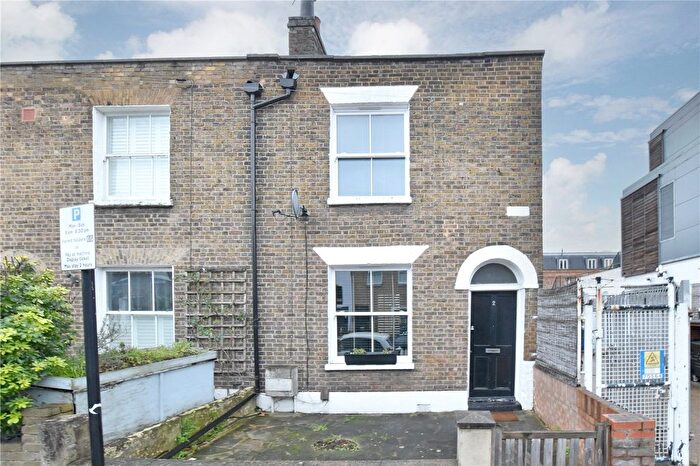 2 Bedroom End Of Terrace House For Sale In Tyler Street, Greenwich, London, SE10