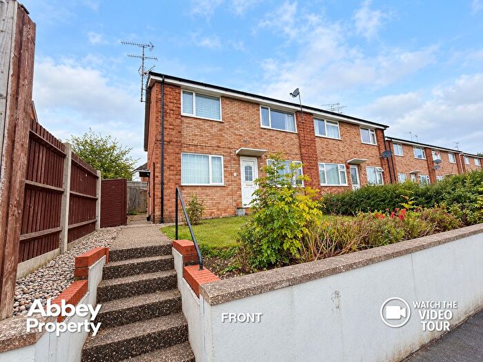 2 Bedroom Maisonette To Rent In Deep Denes, Luton, LU2