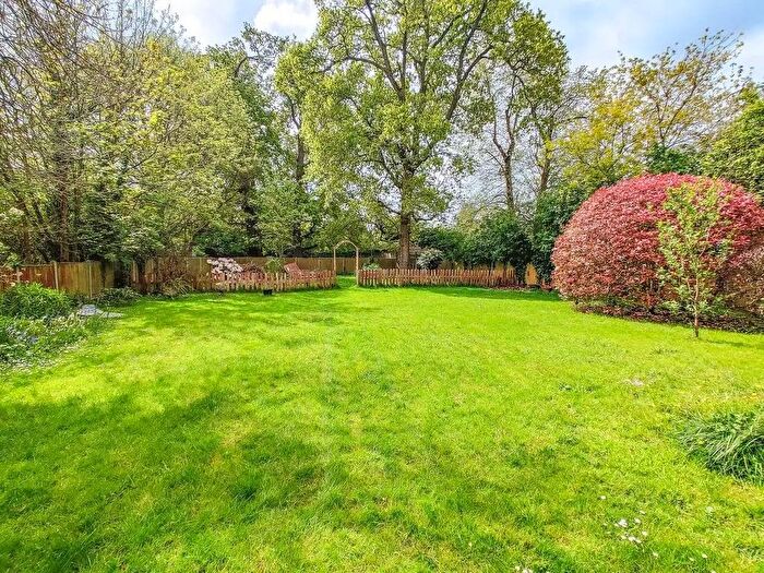 2 Bedroom Bungalow To Rent In Bramshaw, Lyndhurst, SO43
