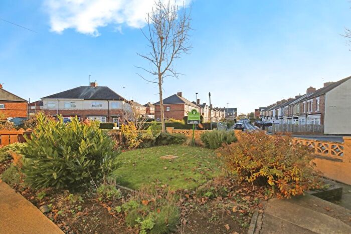 2 Bedroom Semi-Detached House For Sale In Baytree Road, Darlington, DL1