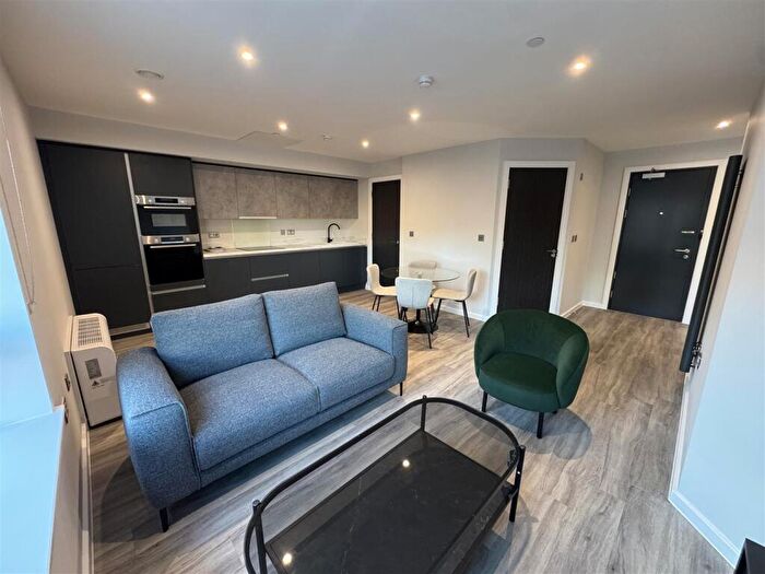 2 Bedroom Apartment To Rent In Caversham Road, Reading, RG1