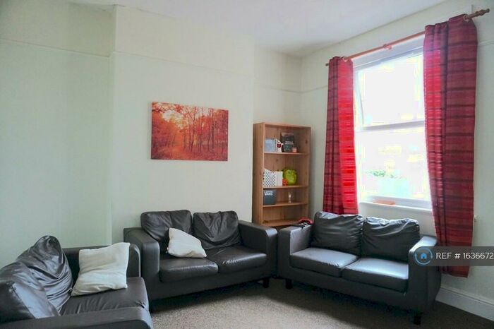 6 Bedroom End Of Terrace House To Rent In St. Martins Terrace, Canterbury, CT1