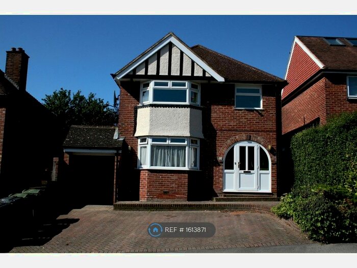 5 Bedroom Detached House To Rent In Manor Road, Guildford, GU2