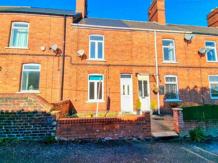 3 Bedroom Terraced House To Rent In Brockwell Terrace, Chesterfield, Derbyshire, S40