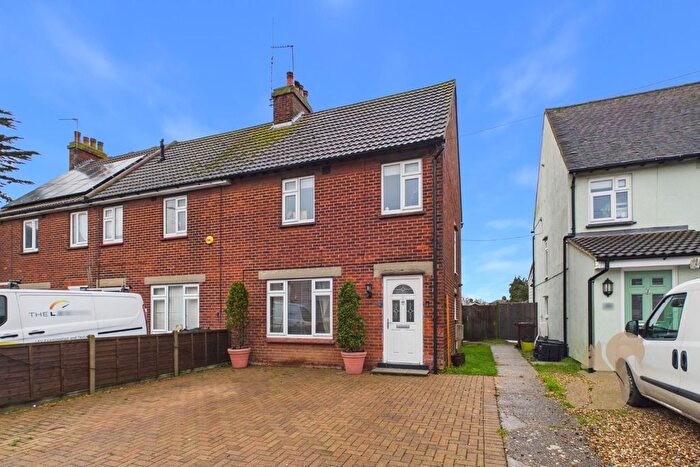 3 Bedroom End Terrace House For Sale In Fingringhoe Road, Colchester, CO2