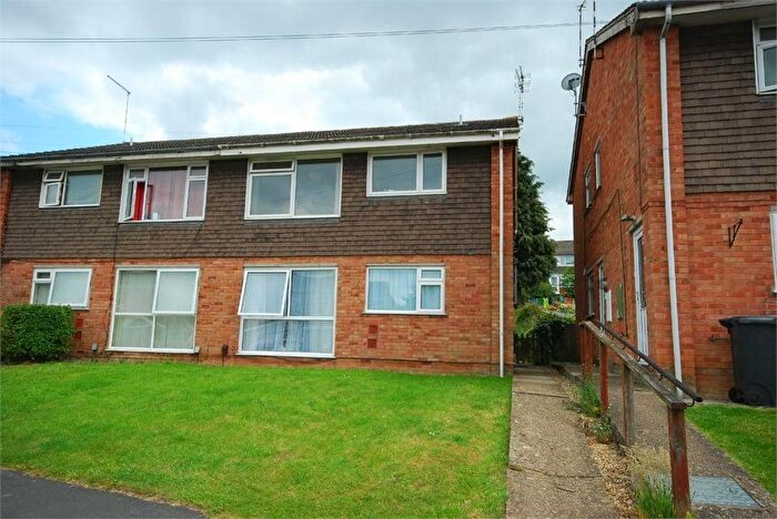 2 Bedroom Maisonette To Rent In Frobisher Road, Rugby, CV22