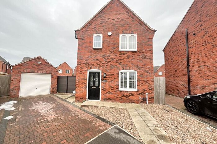 3 Bedroom Detached House For Sale In Meadows Walk, Clowne, Chesterfield, S43