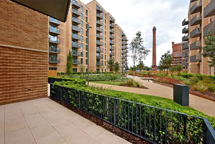 1 Bedroom Apartment To Rent In Memorial Avenue, Slough, Berkshire, SL1