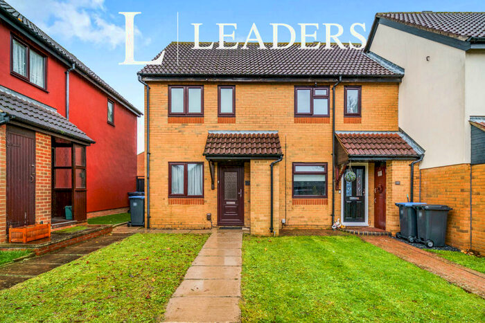 2 Bedroom Property To Rent In Standingford, Harlow, CM19