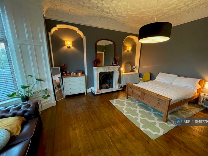 2 Bedroom Flat To Rent In Westburn Road, Aberdeen, AB25