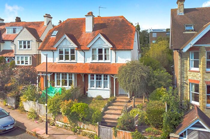 4 Bedroom Semi Detached House For Sale In The Avenue, Lewes, BN7