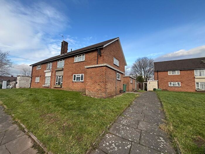 2 Bedroom Flat For Sale In Dickens Avenue, Llanrumney, Cardiff, CF3