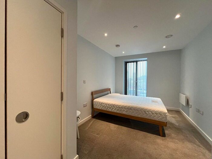 2 Bedroom Flat To Rent In Local Blackfriars, Bury Street, Manchester, Greater Manchester, M3