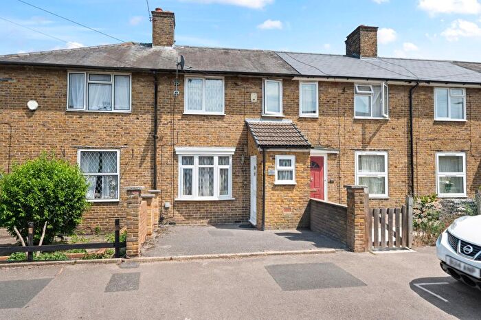 3 Bedroom Terraced House For Sale In Peterborough Road, Carshalton, SM5