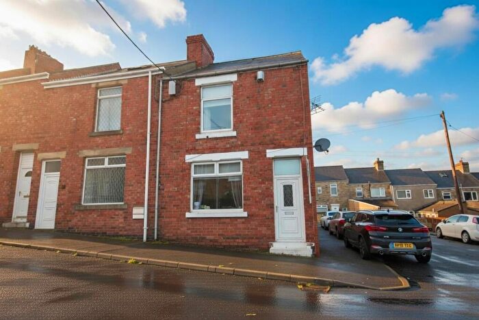 3 Bedroom End Of Terrace House To Rent In Arthur Street, Ushaw Moor, DH7