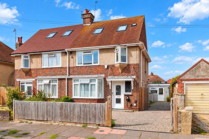 4 Bedroom House For Sale In Goldsmith Road, Worthing, BN14