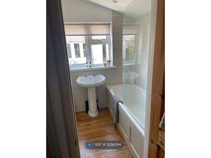 2 Bedroom End Of Terrace House To Rent In Violet Hill Road, Stowmarket, IP14