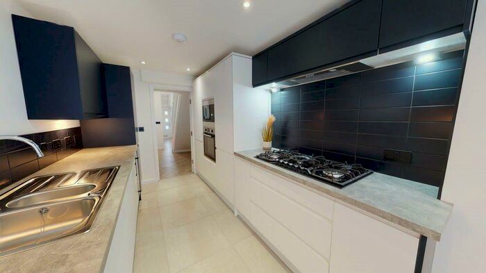 6 Bedroom House To Rent In Daniel Street, Cardiff, CF24