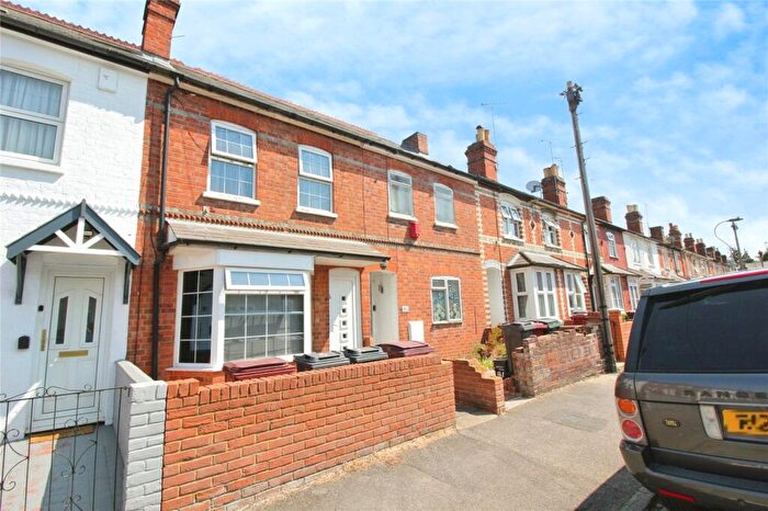 2 Bedroom Terraced House For Sale In Albany Road, Reading, RG30