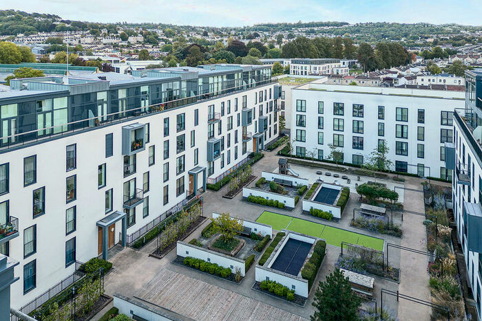 2 Bedroom Apartment To Rent In Victoria Bridge Road, Bath, BA2