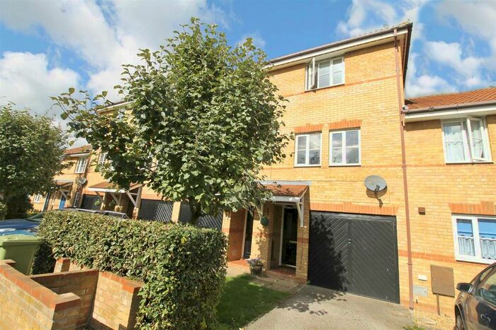 3 Bedroom Terraced House To Rent In Lindisfarne Drive, Monkston, Milton Keynes, MK10