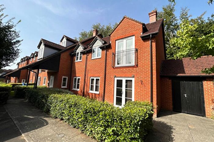 2 Bedroom Flat To Rent In Compton, SO21