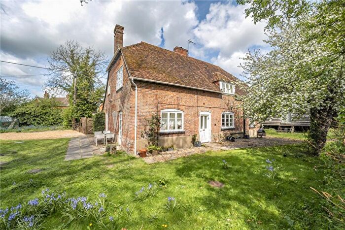 4 Bedroom Detached House For Sale In Cottonworth, Andover, Hampshire, SP11