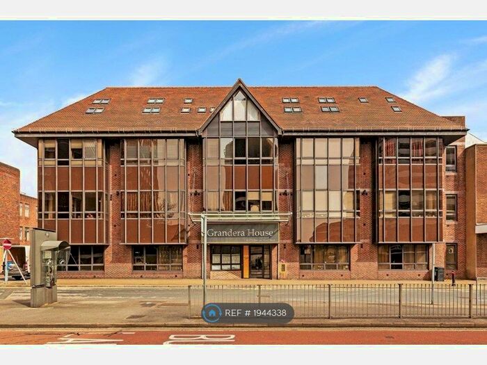 1 Bedroom Flat To Rent In Grandera House, Sunbury-On-Thames, TW16