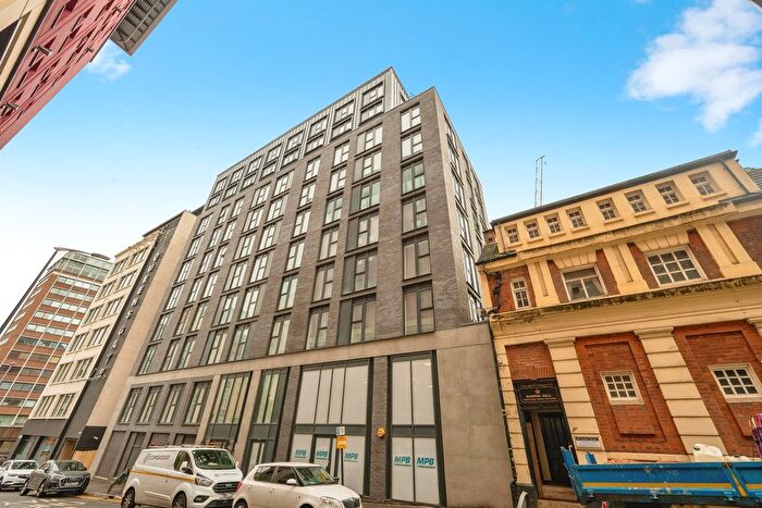 2 Bedroom Flat For Sale In Severn Street, Birmingham, B1